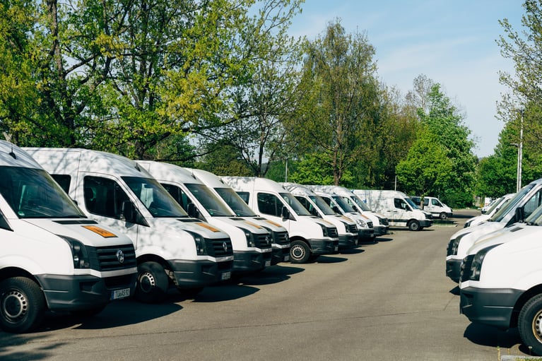 You can now move with over 50 removalists with HOOD!